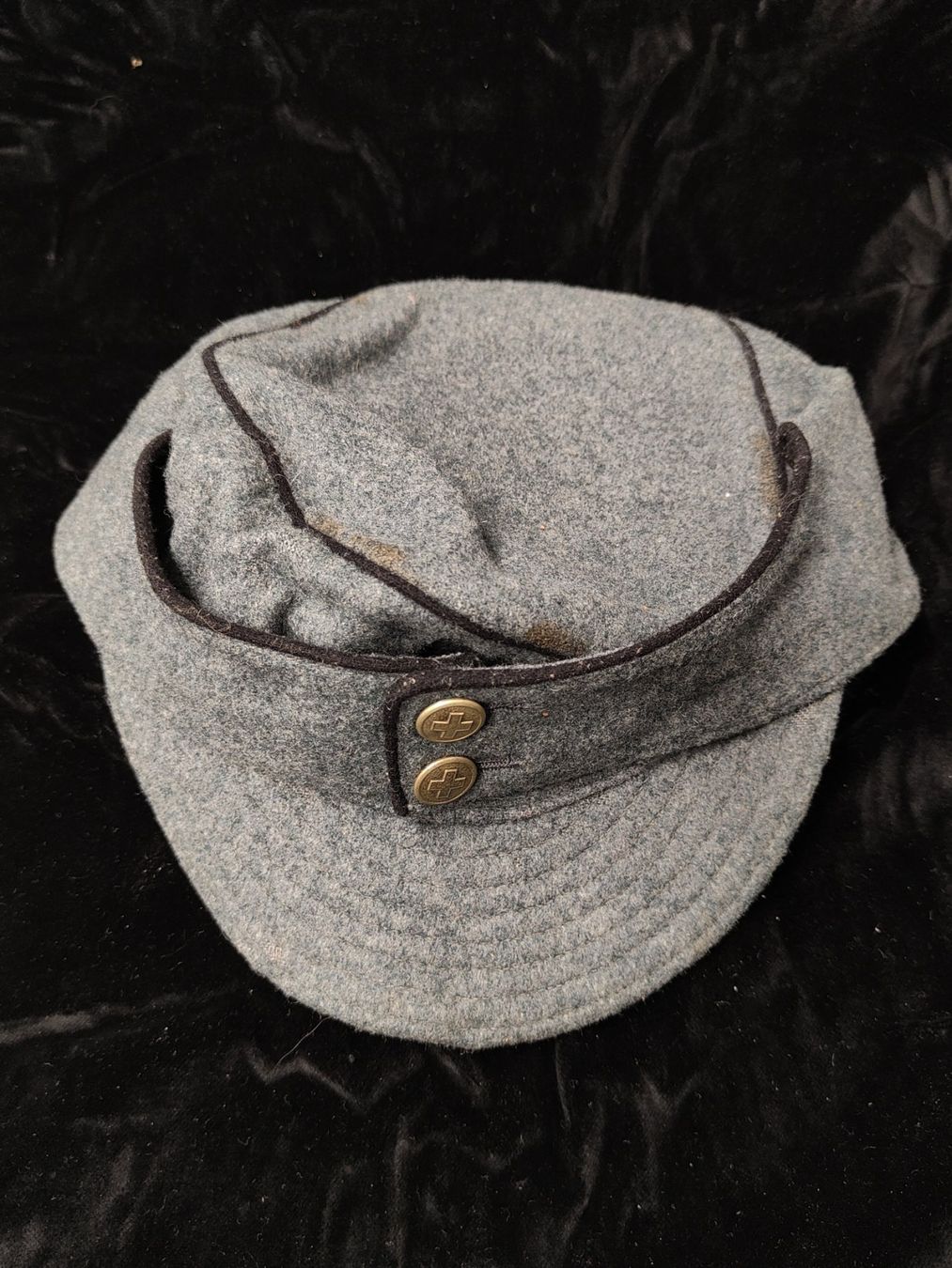 Schweizer Armee Uniformi: Feldmütze Ord. 1940 – Usato da Bauma venduto da SwissMilitaria