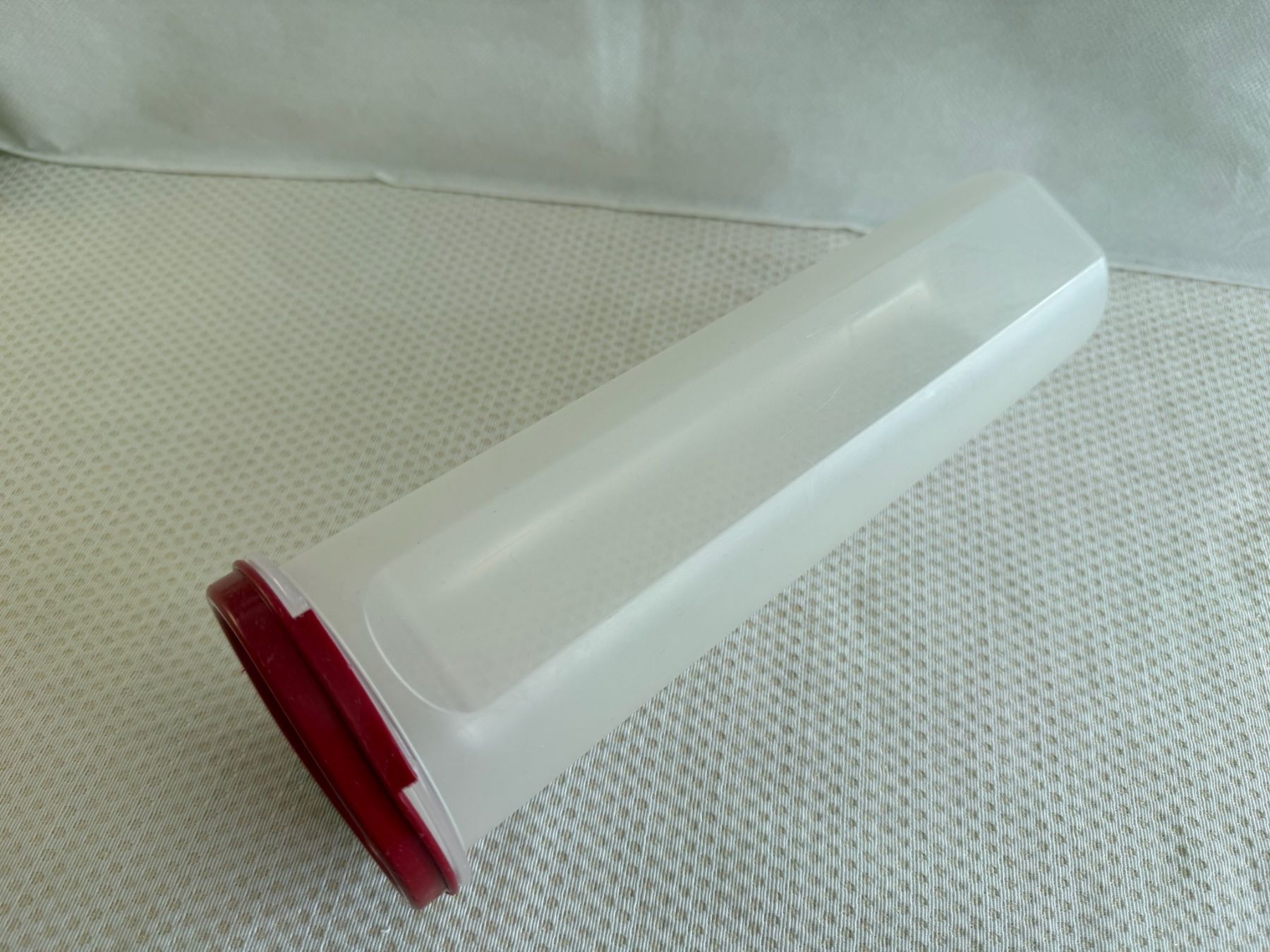 Tupperware Contenitori & Simili: Tupperware - boîte à spaghetti - 1,1L – Usato da Sion venduto da accroshoes 1