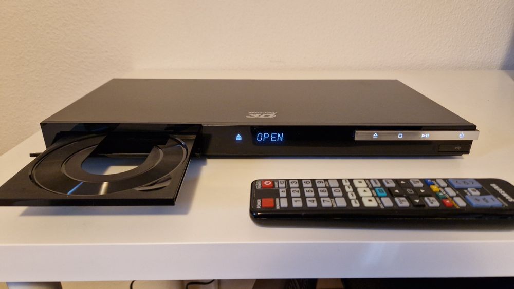 Samsung BDC5900 3DBlueray Player Kaufen auf Ricardo