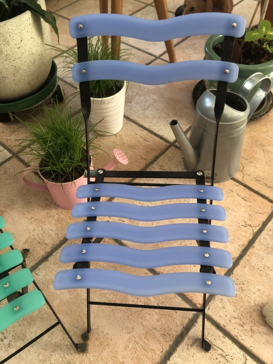 Sedie: Mini chaises pour plantes ou autre – Usato da Biel/Bienne venduto da Lianumi 2