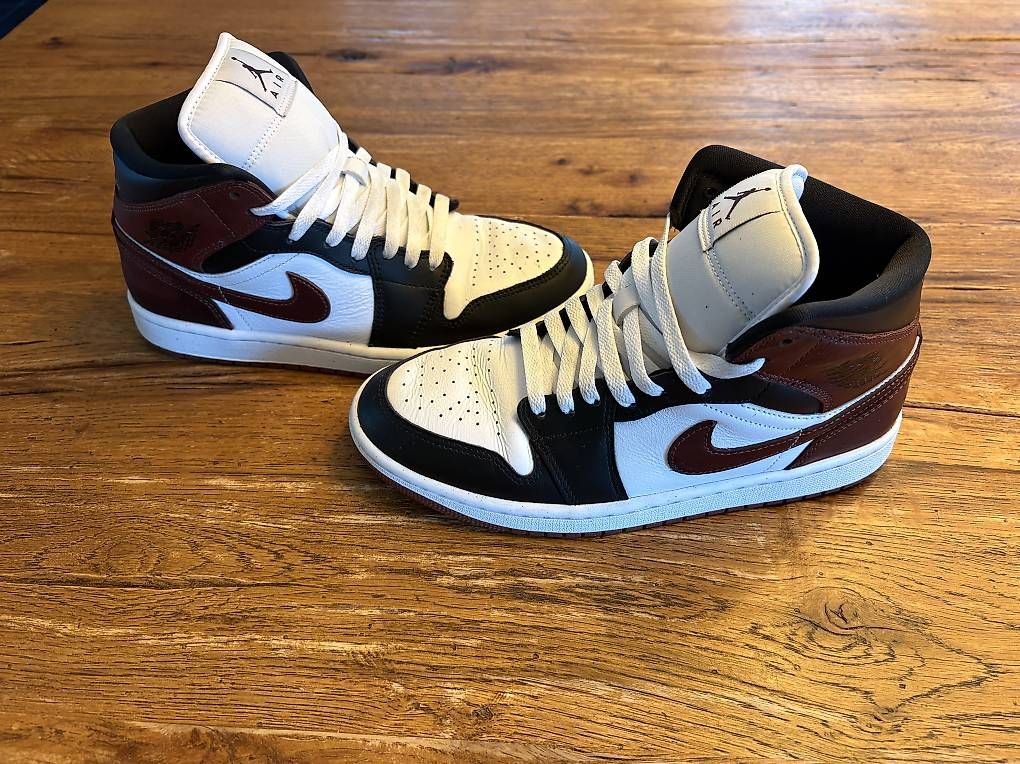 Scarpe da uomo: Jordan 1 Mid SE Dark Pony 41 – Usato da Lyss venduto da af123