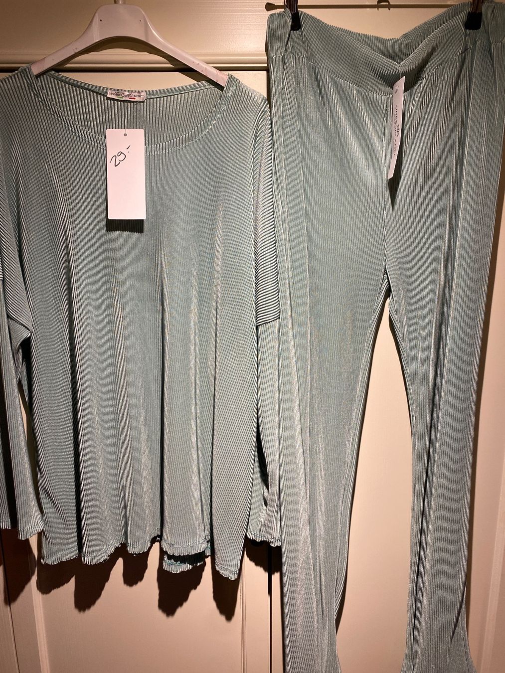 Vestiti: SAMT SET ALTGRÜN-PETROL/TÜRKIS – Nuovo e nell'imballaggio originale da Meienried venduto da ManuelaBoutique 1