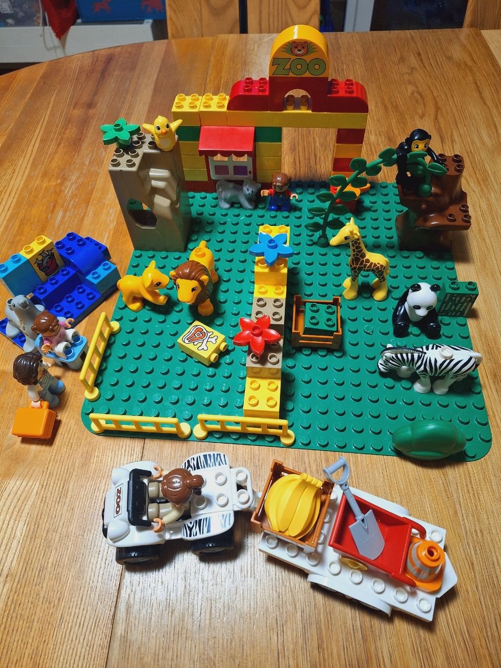 Lego Kit di costruzioni: LEGO DUPLO Zoo Spielset  – Usato da Winterthur venduto da pat.paw