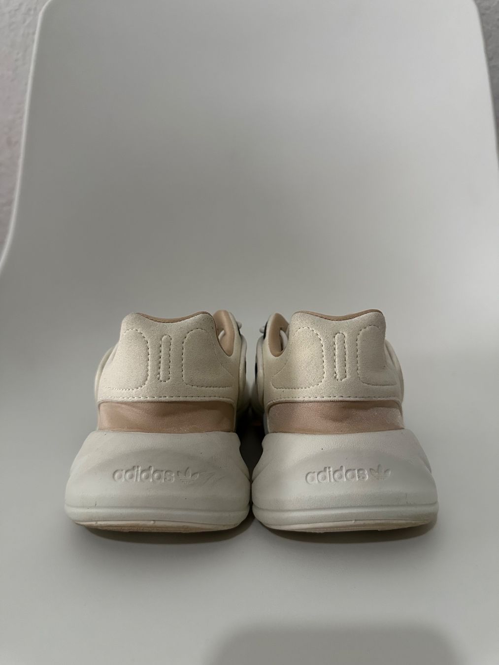 Adidas Damenschuhe: Adidas Schuhe Gr.38,5 – Gebraucht aus Bern von BrandVilla 4