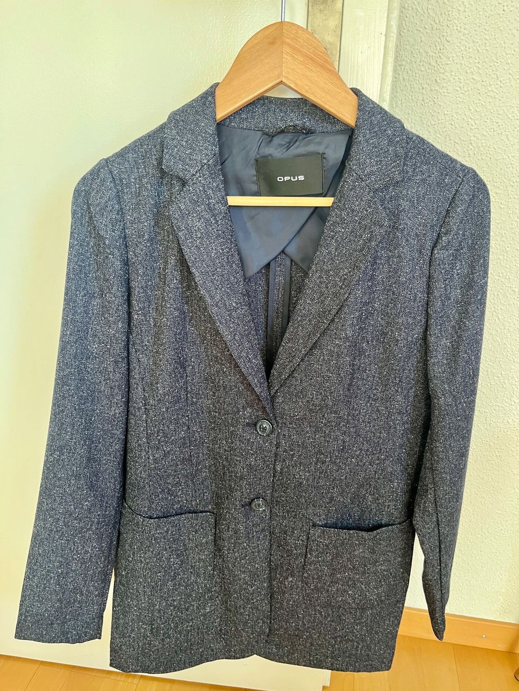 Opus Vestes: Opus Damen-Blazer Grösse 36 – D'occasion à Horw par mel_j56q