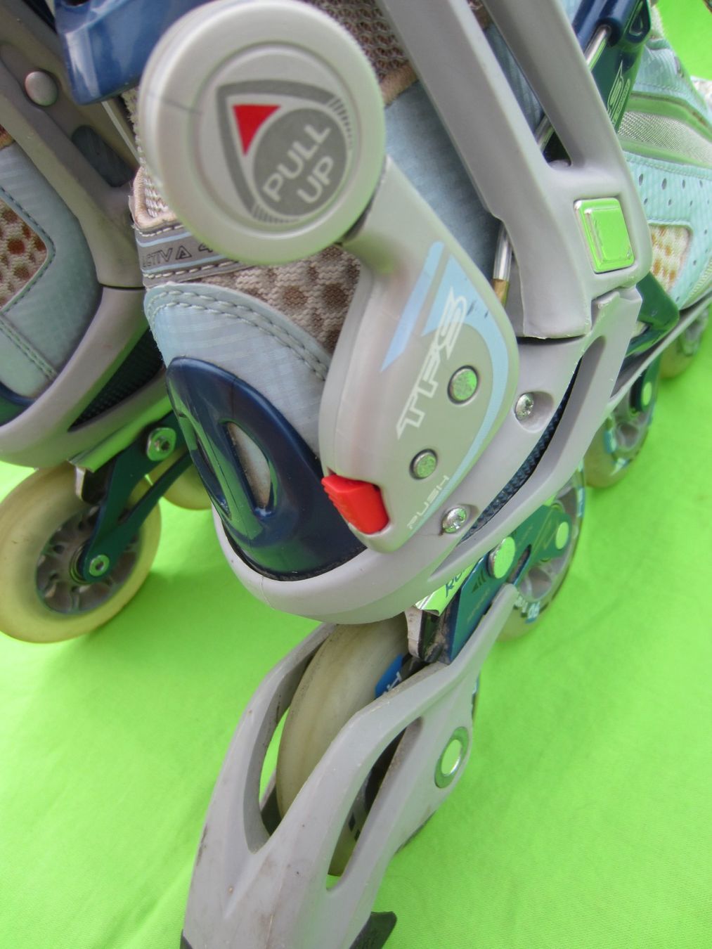 Pattini in linea & Pattini a rotelle: ROLLERBLADE INLINESKATE ACTIVA 4D Gr. 42.5  / 27.5cm ABEC 7 – Usato da Sursee venduto da Tschiger 6