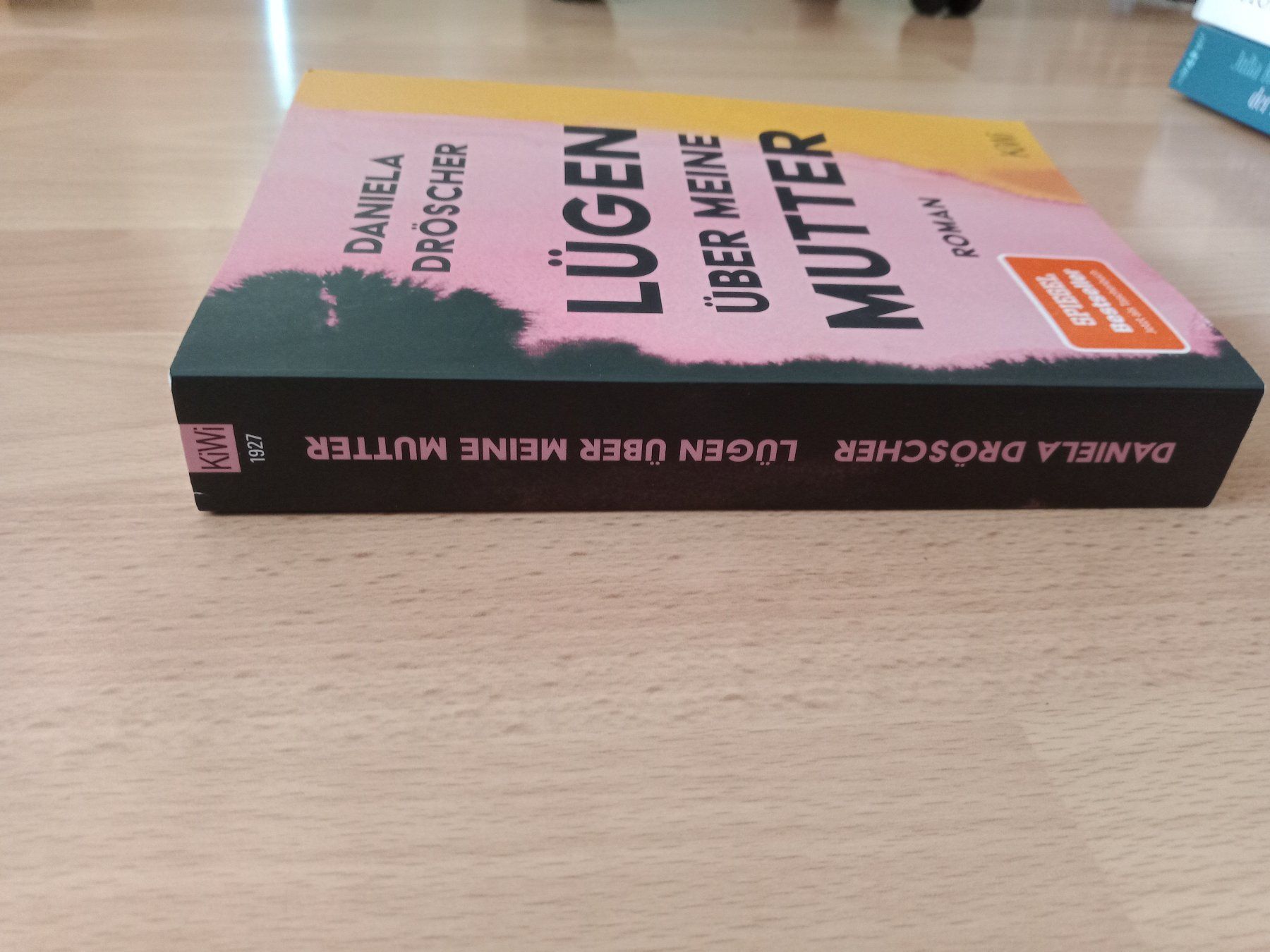 Libri: Daniela Dröscher Lügen über meine Mutter Ehe Feminismus – Nuovo (secondo la descrizione) da Wangen b. Olten venduto da EmilythestrangeX 3