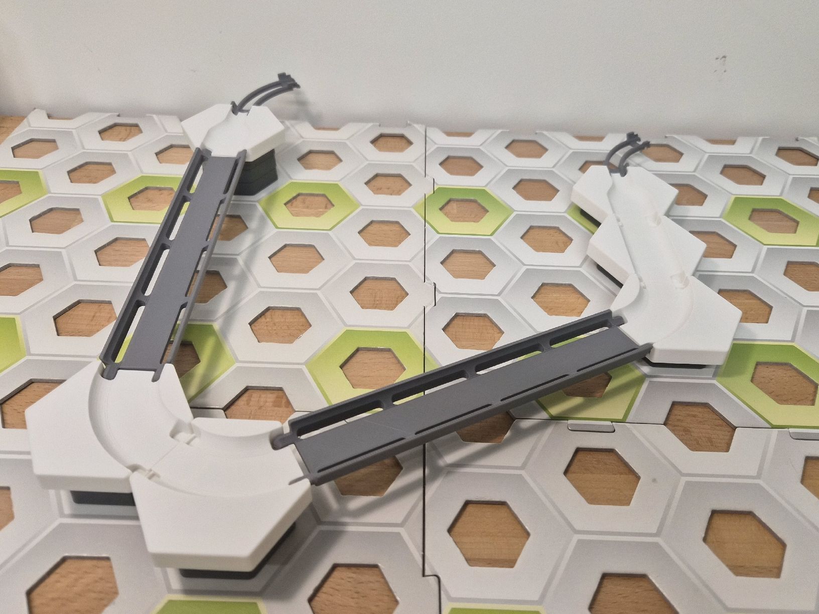 Ravensburger Spielzeuge: Gravitrax Set – Neu und originalverpackt aus Riehen von jel_lqq7