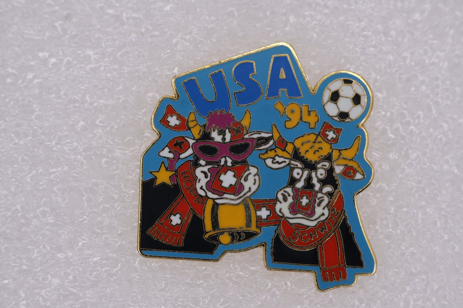 Placchette & Badge: KUH   USA '94 – Usato da Winterthur venduto da Sammleroase