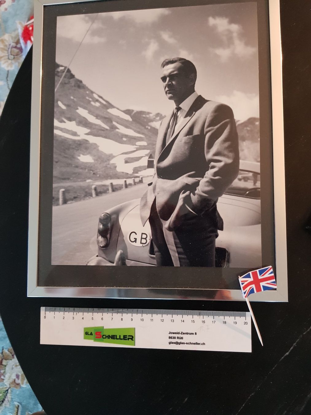Poster & Bilder: James Bond Foto Abzüge eingrahmt – Gebraucht aus Gutenswil von rolfsimmen31 1