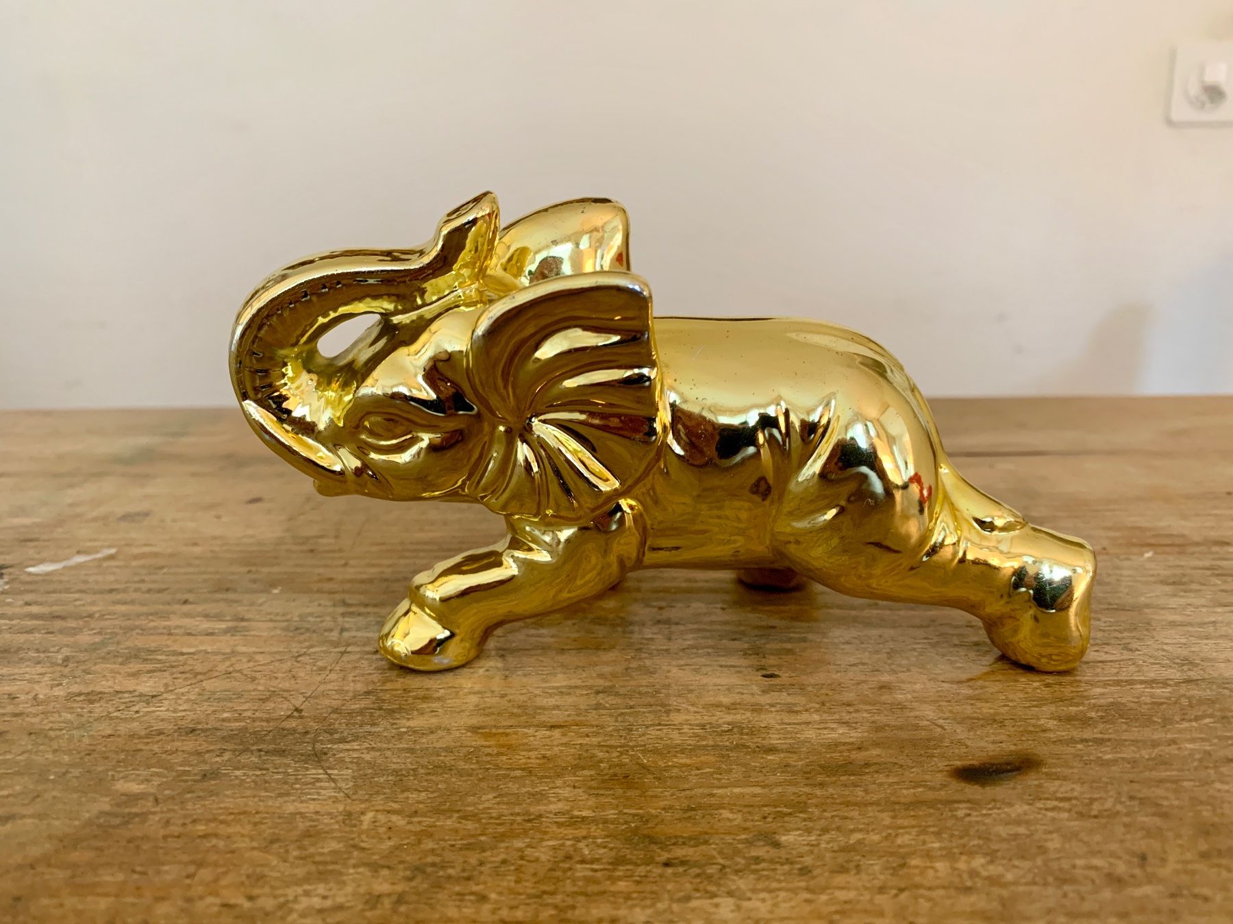 Statuette: Goldene Figur/ Skulptur Elefant – Usato da Zürich venduto da Les_Zurichois