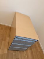 Caisson de bureau à trois tiroirs couleur bois gris