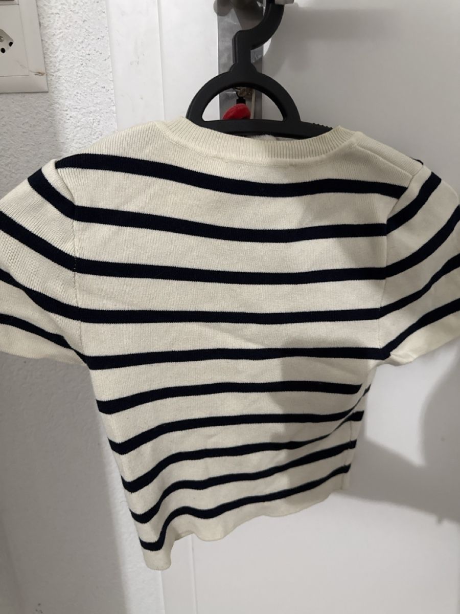 Zara Camicette, T-shirt & Top: top zara  – Usato da Sion venduto da ani_98tq 2