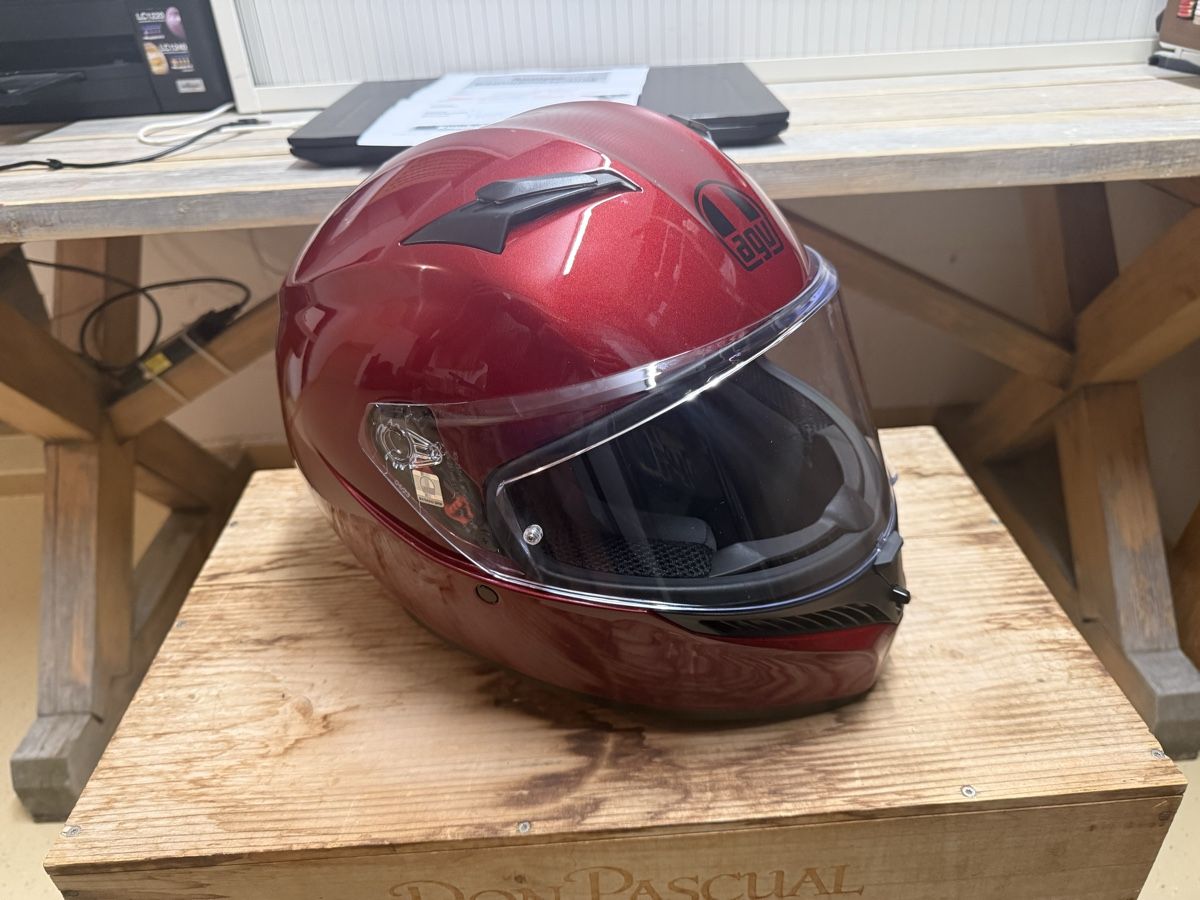 AGV Helme & Visiere: Motorradhelm und Motorradschuhe  – Gebraucht aus Melchnau von dav_9nqj 1