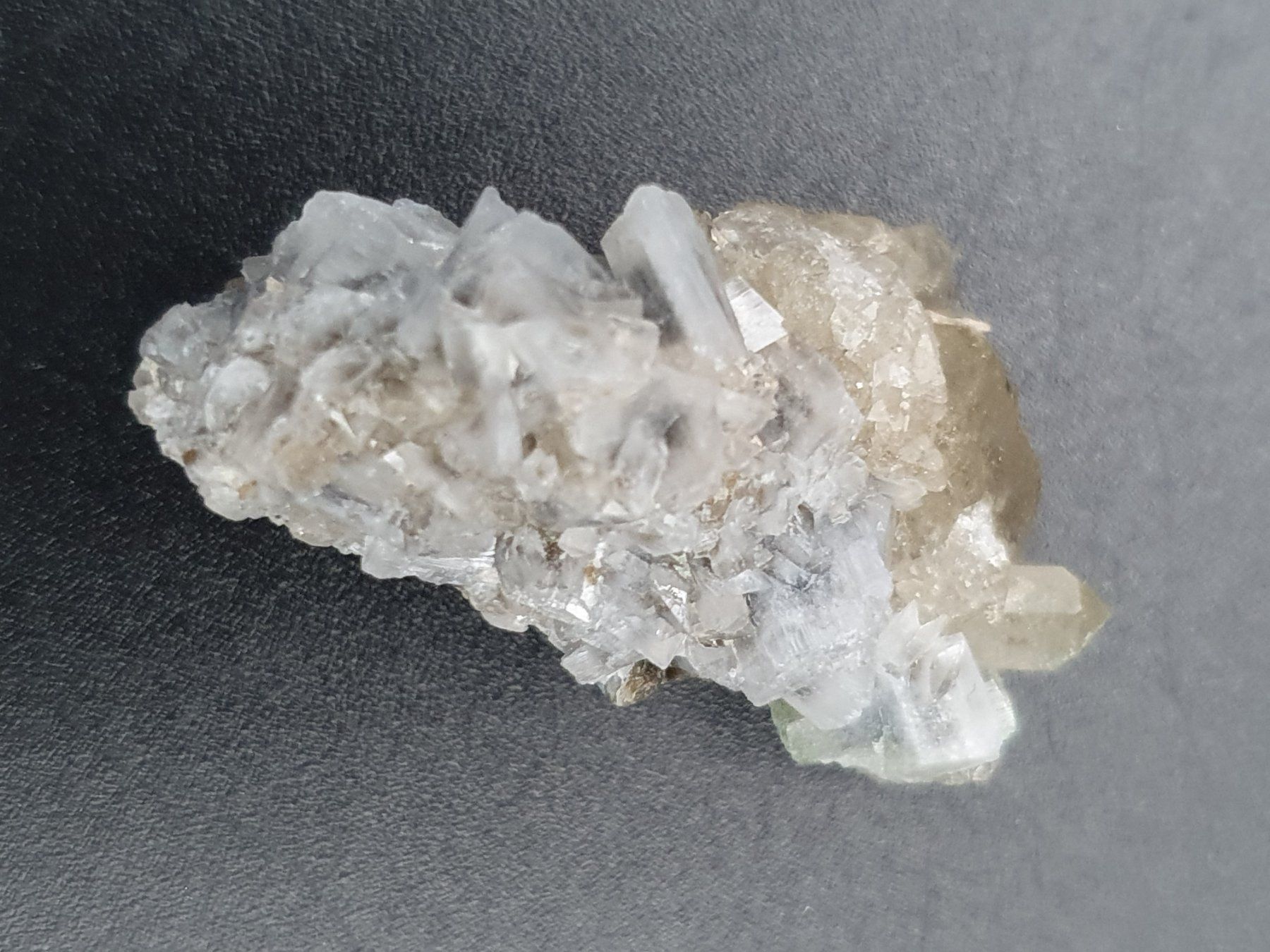 Mineralien & Heilsteine: Adular mit Phantomquarz – Neu (gemäss Beschreibung) aus Holderbank SO von swiss-minerals 6