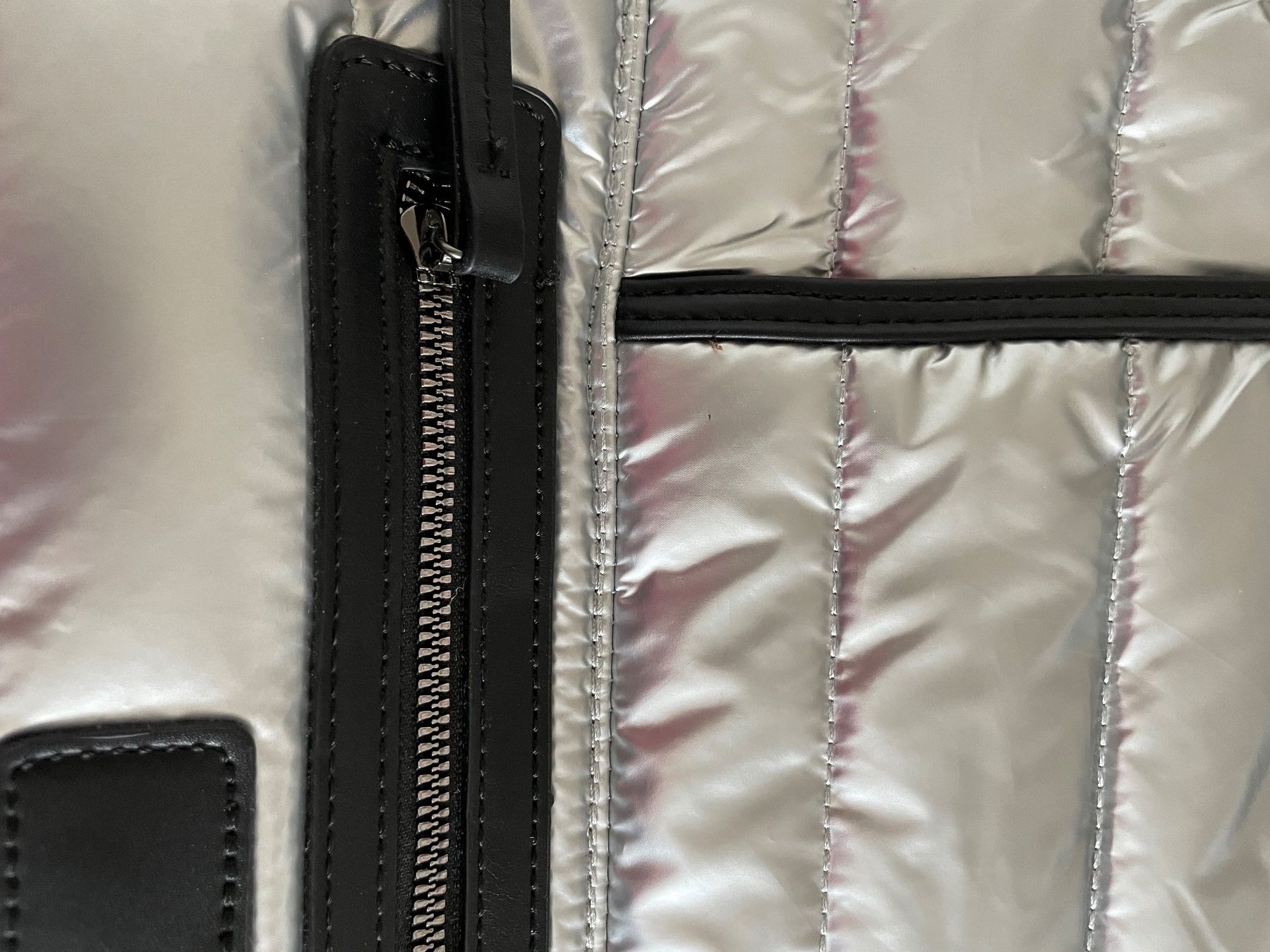 Zaini: Damen - Rucksack Silber – Nuovo e nell'imballaggio originale da Feusisberg venduto da Mila1122 9