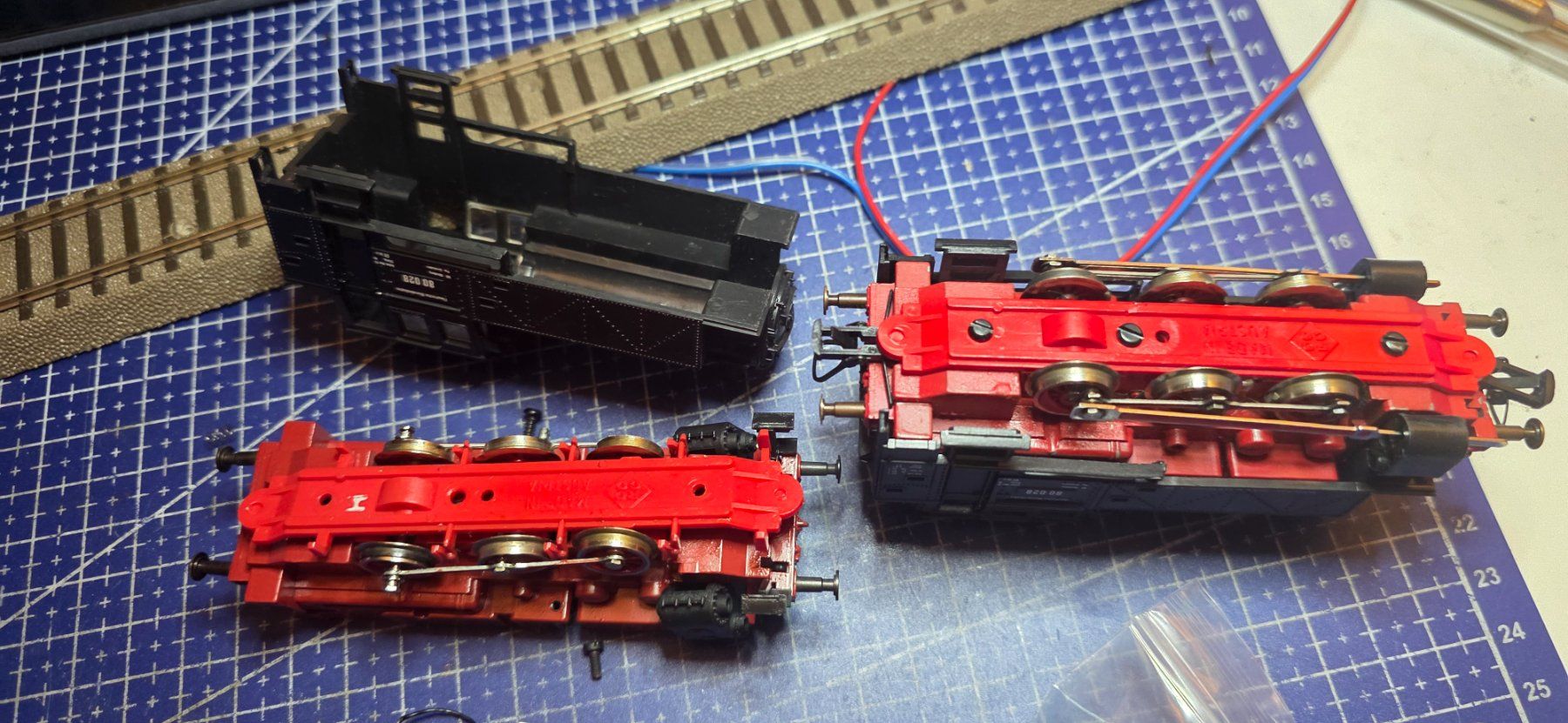 Roco Modelleisenbahnen: Roco DB80 028 HO/DC Ersazteile – Gebraucht aus Hochfelden von Danizh0 6