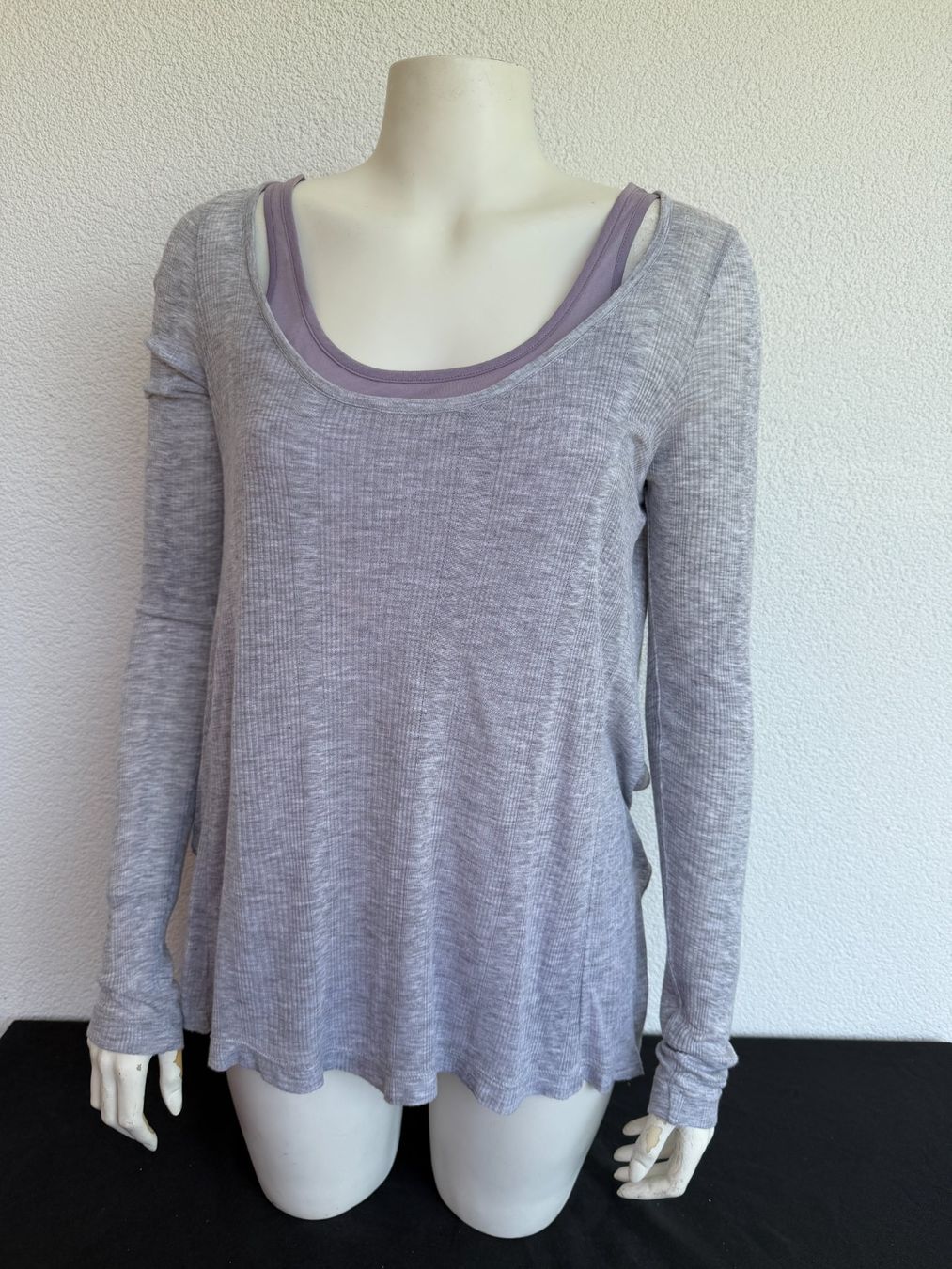 T-Shirts: Ensemble superposé Sita Murt à dos ouvert - Taille S/M – Gebraucht aus Nyon von ana_spw2 5