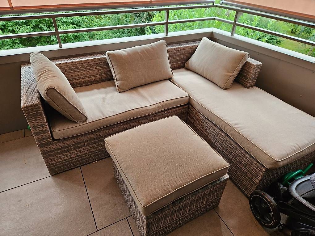 Sofas: Schöne Rattan-Gartenlounge mit Glastisch – D'occasion à Baar par fabian0104 1