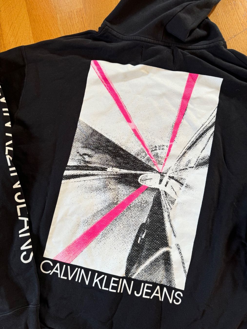 Calvin Klein Maglioni & Felpe: Calvin Klein Kapuzenpullover – Usato da Spiez venduto da HomeShoppingSpiez 2
