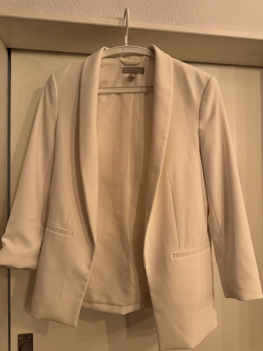 H&M Jacken: H&M white blazer – Gebraucht aus Jonen von alanwales