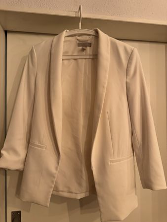 H&M white blazer