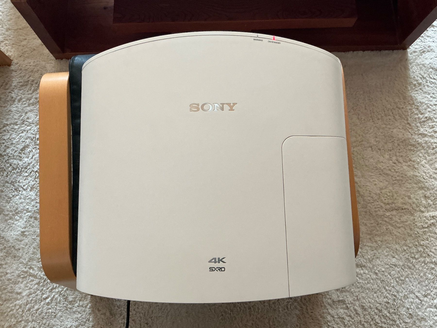 Sony Proiettori: Projecteur vidéo SONY VPL-VW270ES 4K – Usato da Chaumont venduto da mister_freeze 1