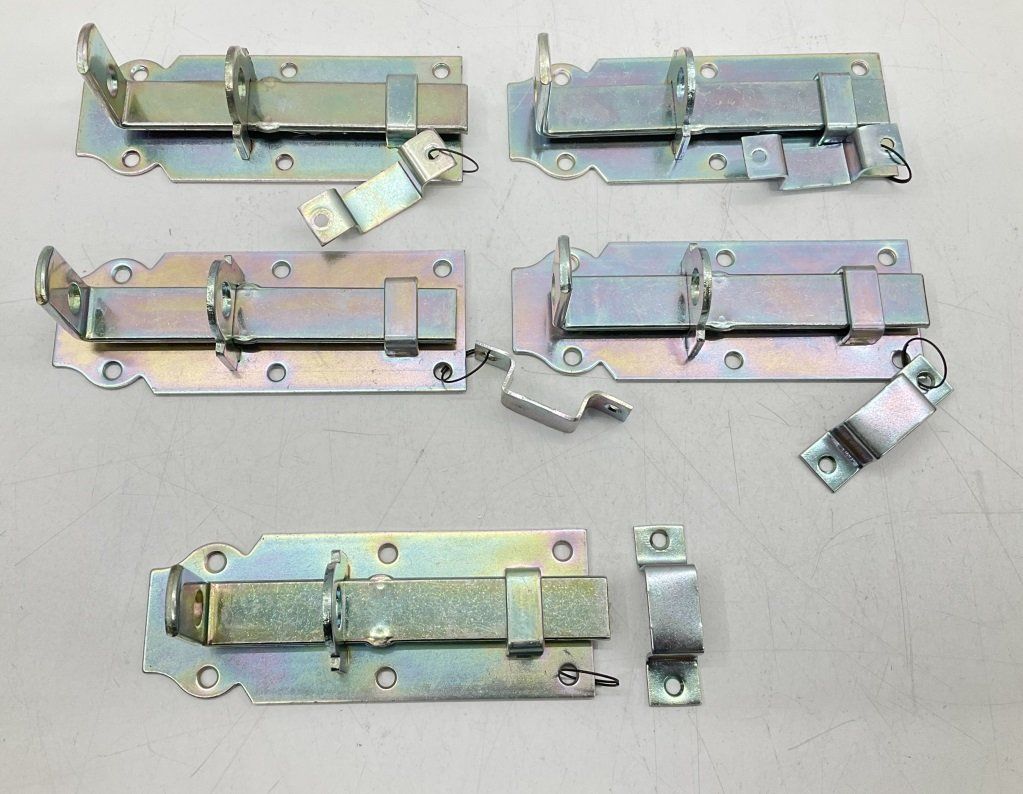 Lucchetti: 5 Stück Schlossriegel 140x50mm – Nuovo (secondo la descrizione) da Uerkheim venduto da Kaufoption