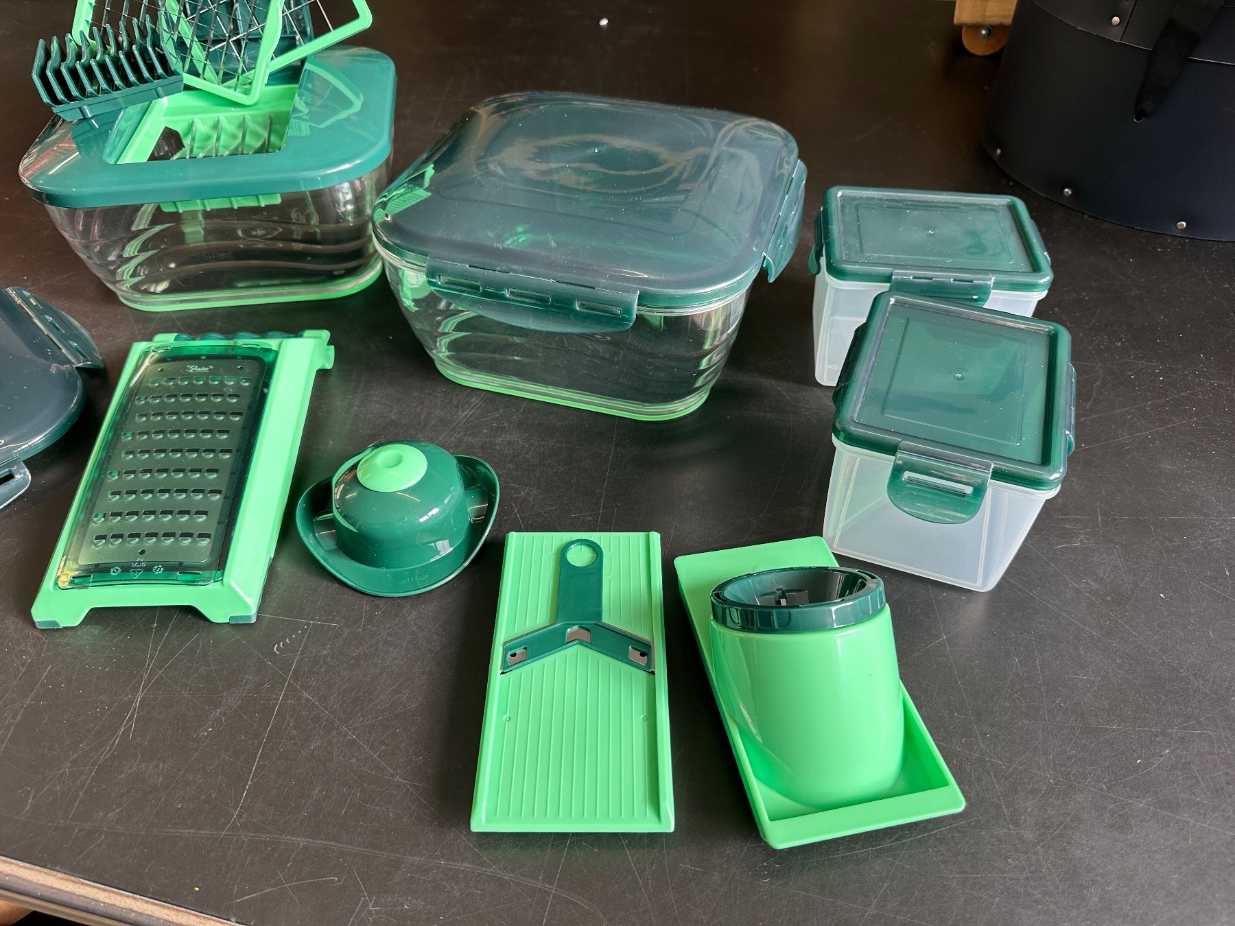 Elettrodomestici da cucina: Genius Nicer Dicer Chef Set mit extra Aufbewahrungs Box – Usato da Reiden venduto da Zofi-Brocki 3