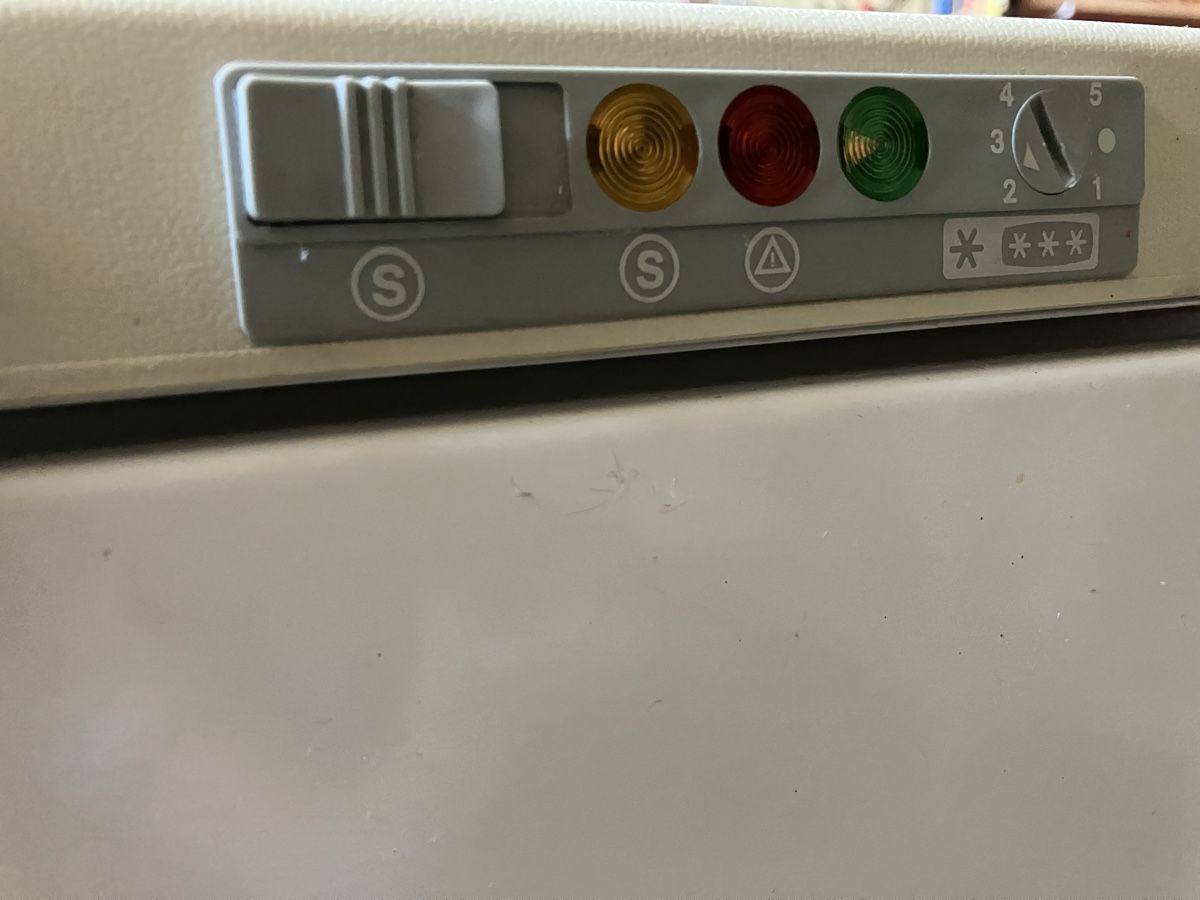Congelatori: Miele Tiefkühler – Usato da Winterthur venduto da RoMaLitto 7
