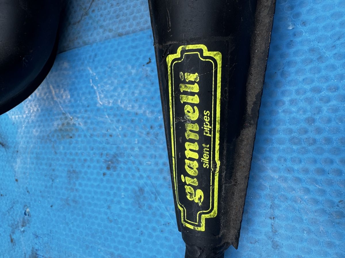 Vespa Auspuffanlagen: Giannelli Silent Pipes Auspuff Vespa – Gebraucht aus Basel von GTB.Fa 1
