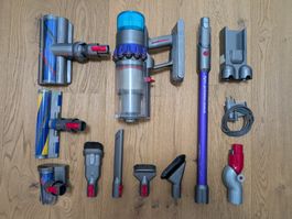 Dyson Gen5Detect™ Absolute Staubsauger mit zusätzl. Zubehör