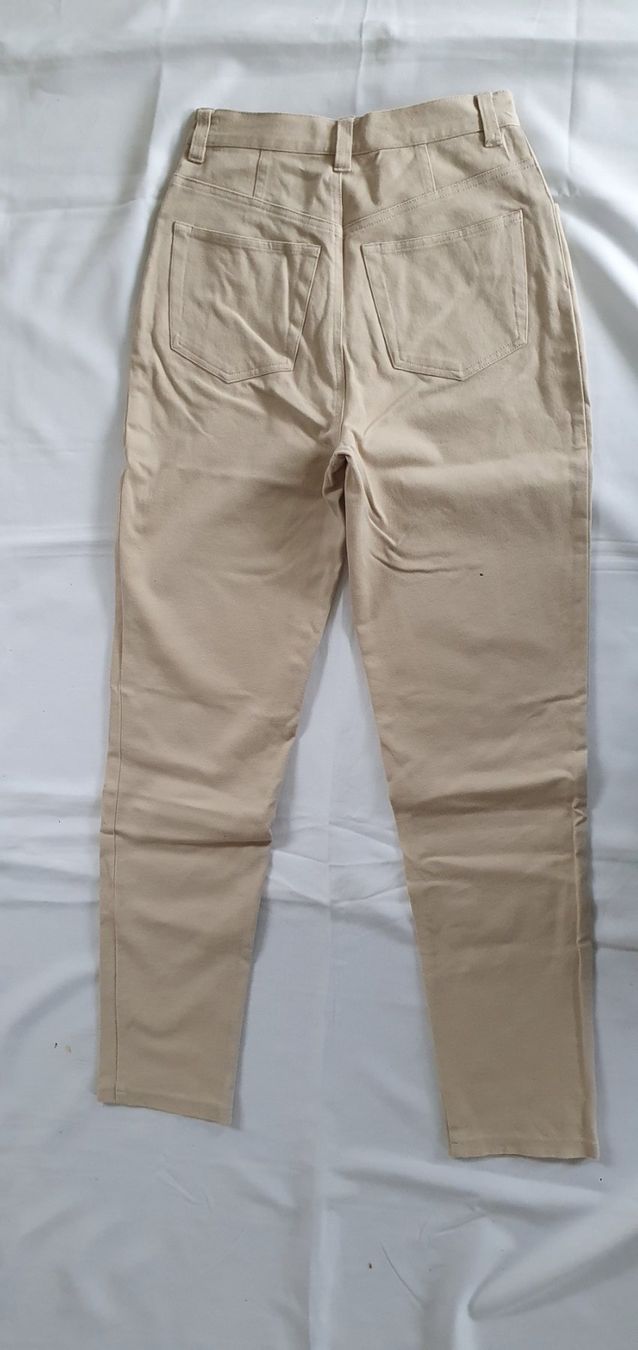 Pantaloni: Schöne beige Damenhose 36 – Usato da Niederbuchsiten venduto da klengyel 3