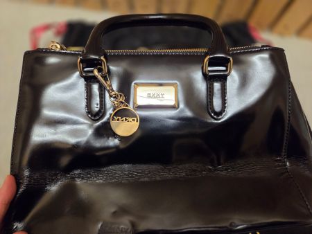 DKNY Lackleder-Handtasche VINTAGE