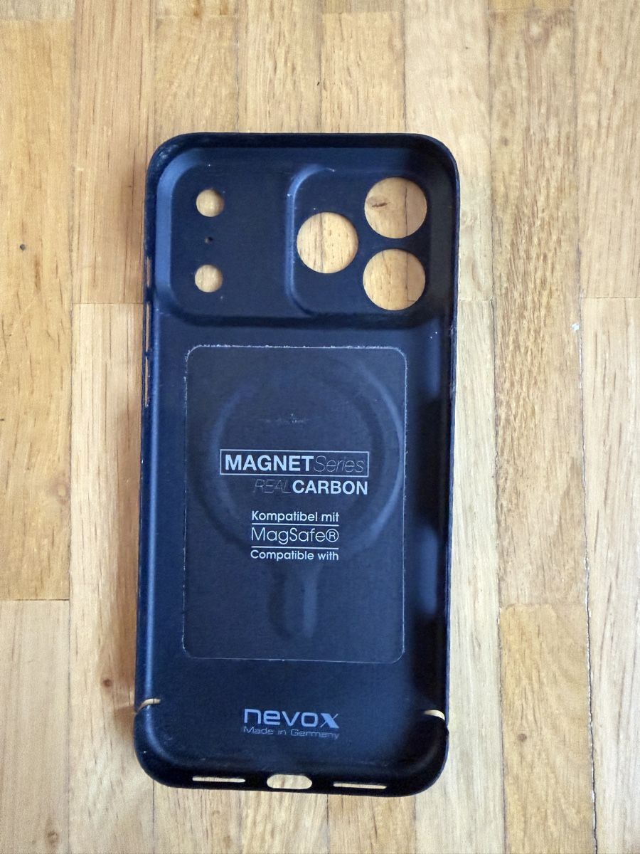 Apple Coques & Protection écran: Carbon hülle nevox 17 pro max – D'occasion à Studen BE par FLURIBOY1 1