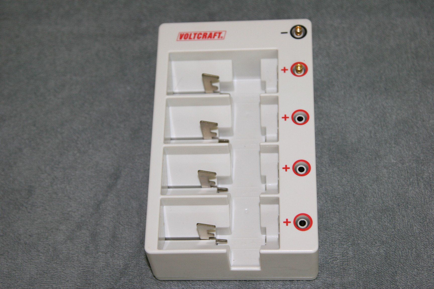 Voltcraft Caricatori & Batterie: Voltcraft Ladeadapter für Rundzellen – Usato da Büren an der Aare venduto da Sabinem71 1
