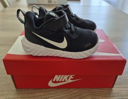 NEUE Nike Revolution 5 TDV Kinderschuhe Gr. 22