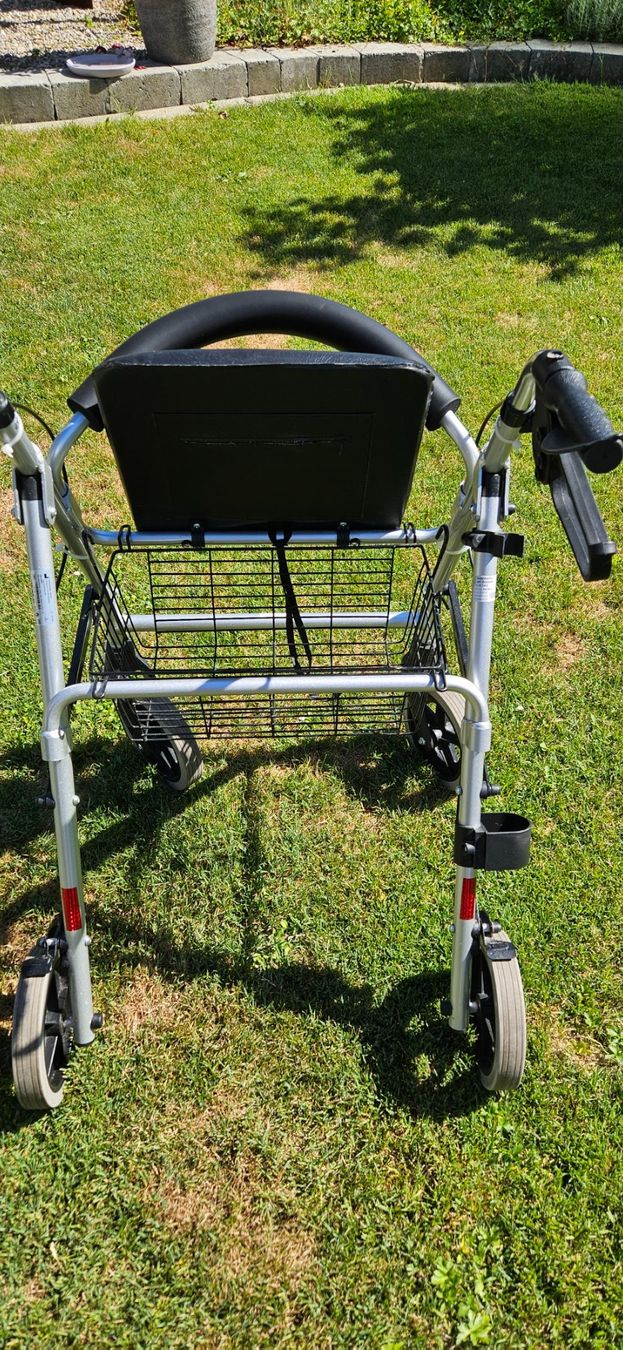 Ausili per la deambulazione: Rollator von Trendmobil (Model LR53) – Usato da Lenggenwil venduto da Dibidaebi 1