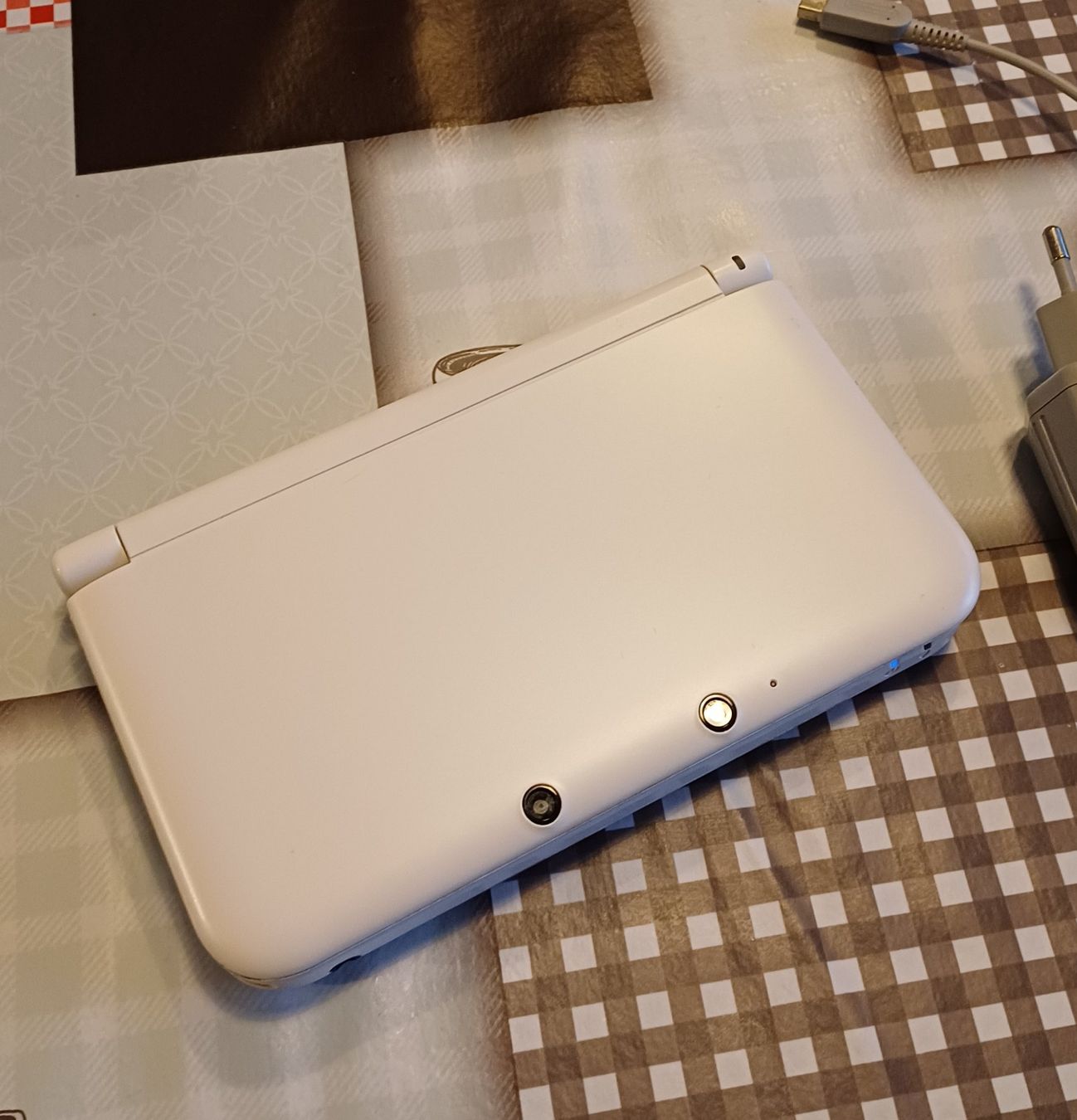 Nintendo Console: CONSOLE KONSOLE NINTENDO 3DS XL – Nuovo (secondo la descrizione) da Villars-le-Terroir venduto da Hamtaro71 1