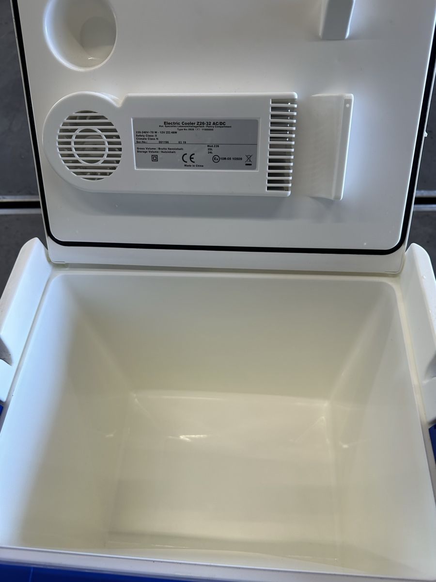 Kühlschränke & Kühlen: Kühlbox 12V/230V – Gebraucht aus Henau von Rico131 2