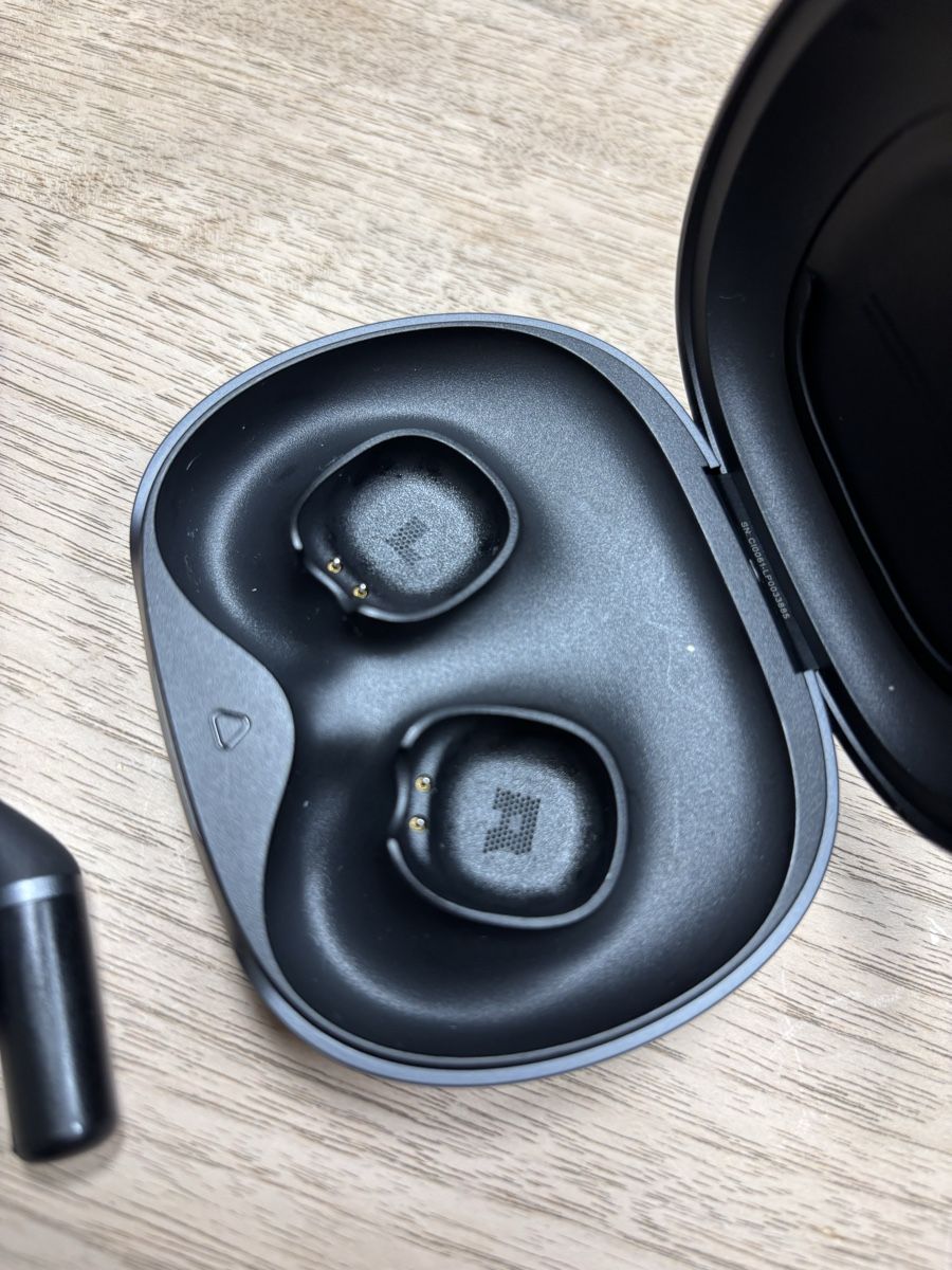 Kopfhörer: JBL Bluetooth Sport-Ohrhörer + Ladecase – Neu (gemäss Beschreibung) aus Chur von PrimeSwissSecondhand 2