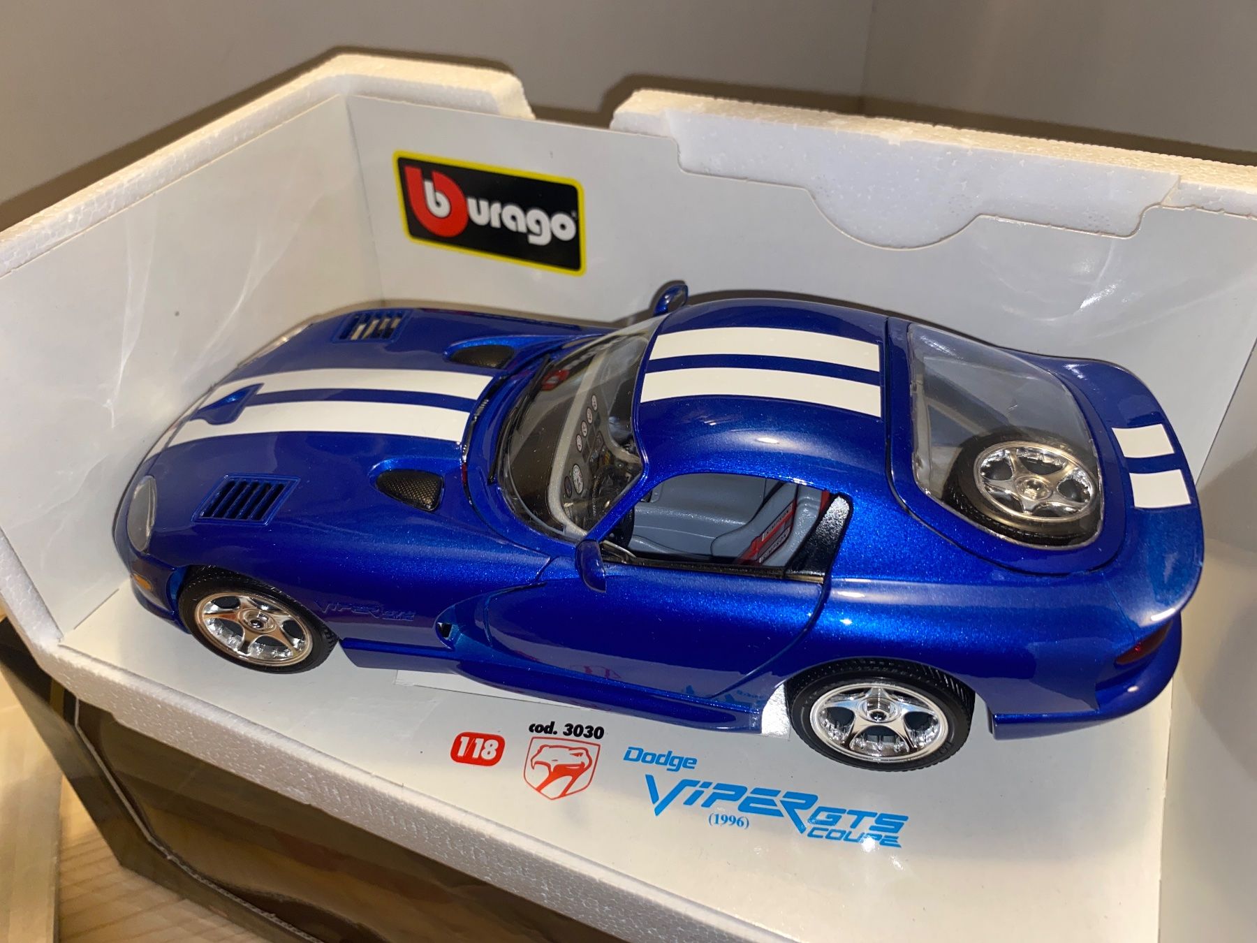 Dodge Voitures modèles: Dodge Viper GTS Coupe - 1/18 – Neuf (Voir description) à Wohlen AG par PrivatSammlung 3