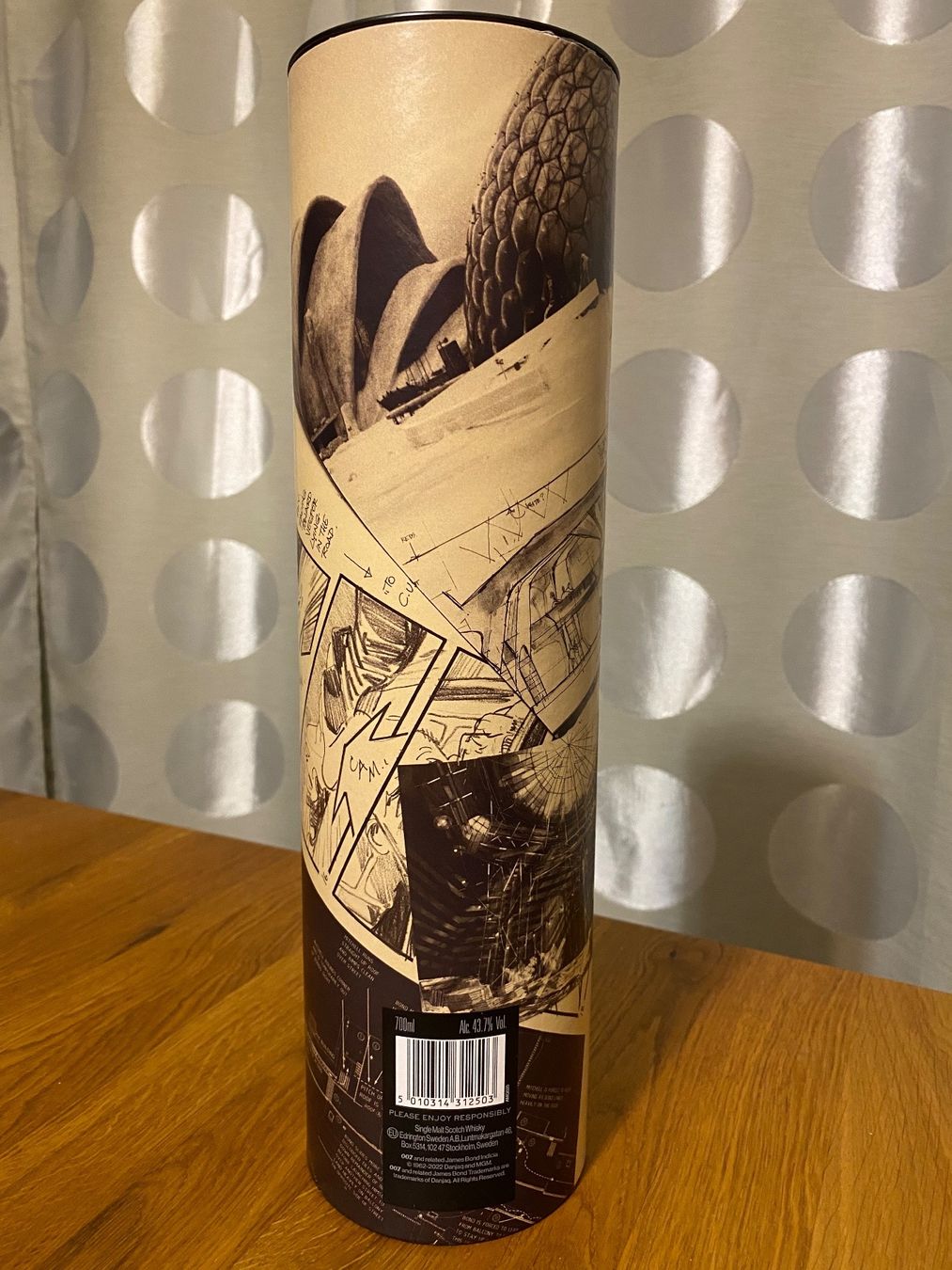 Macallan Bevande alcoliche: Macallan James Bond 60th Anniversary - Decade V – Nuovo e nell'imballaggio originale da Mönchaltorf venduto da Drammer 1