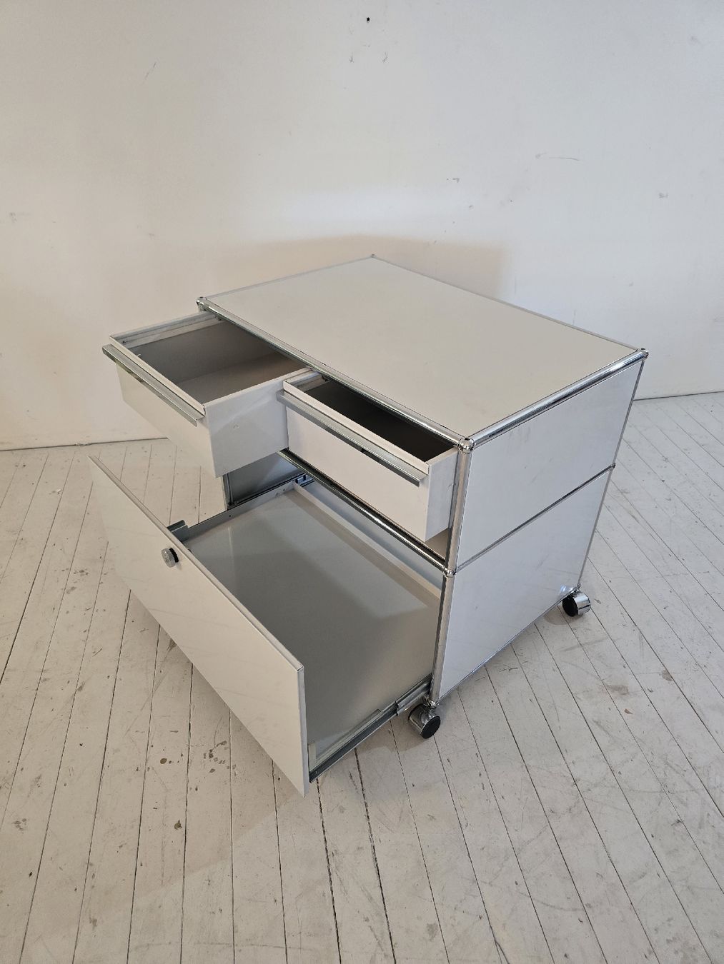 USM Korpus: USM Roll- container – Neu (gemäss Beschreibung) aus Untersiggenthal von babette0815 4