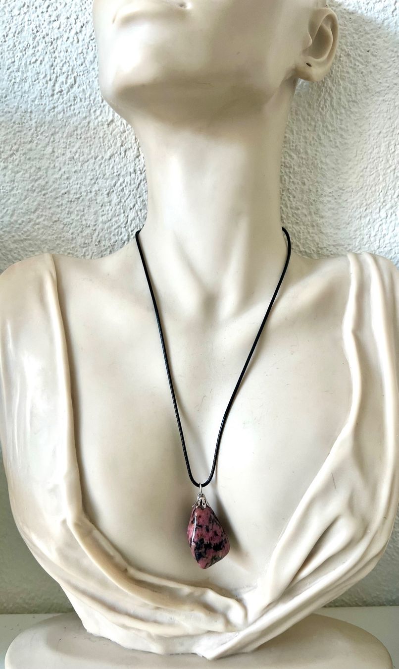 Ketten: GROSSER RHODOCHROSIT VINTAGE ANHÄNGER IN SILBER & LEDERBAND – Gebraucht aus Ruswil von artbyhand 9