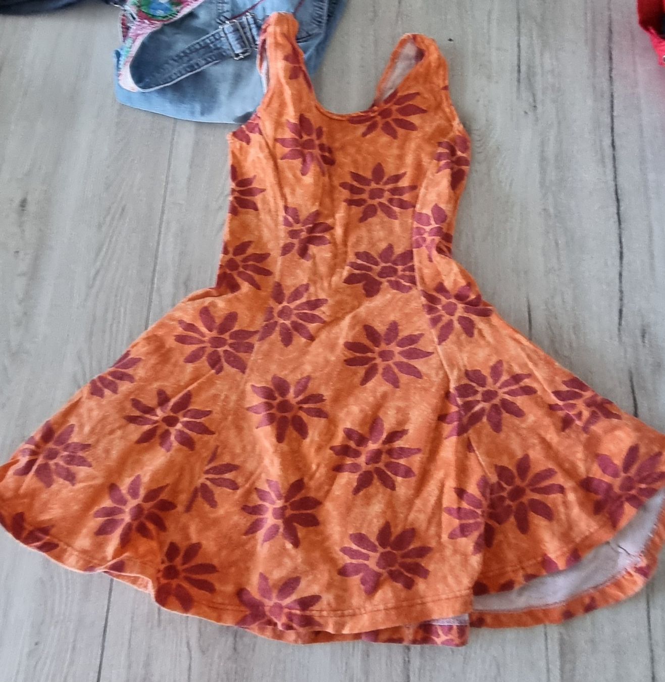 Lotti & Set di vestiti: Kleiderpaket für Mädchen gr.98 – Usato da Grossdietwil venduto da GNOM313 4