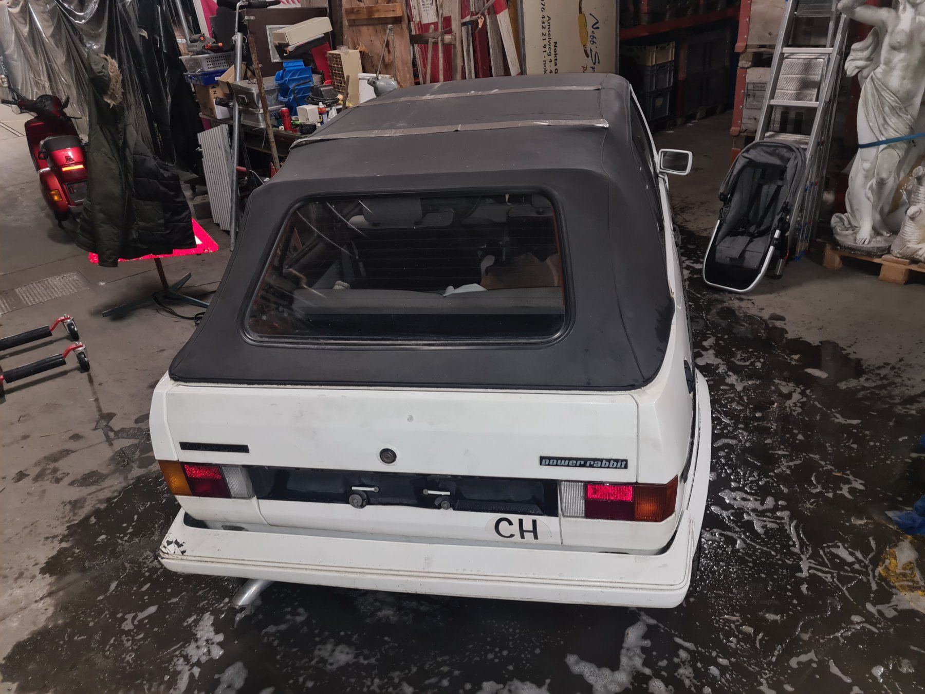 VW Autos: Golf 1 Cabrio 1981 erste Serie Automatic 1.5 – D'occasion à Balsthal par redcarpet 1