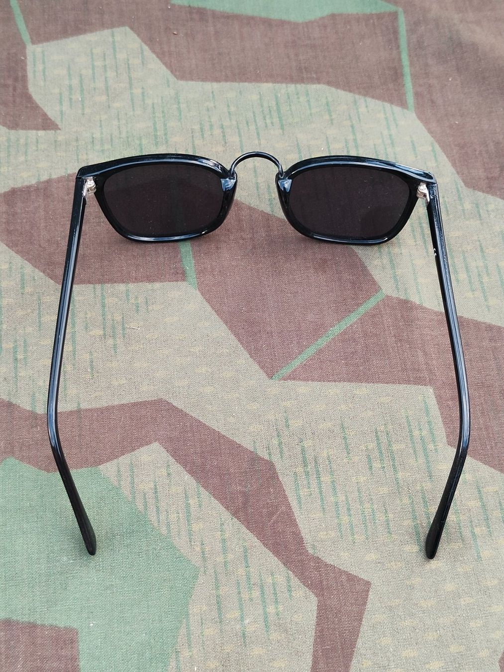 Occhiali & Lenti: Sonnenbrille schwarz – Usato da Bauma venduto da SwissMilitaria 2