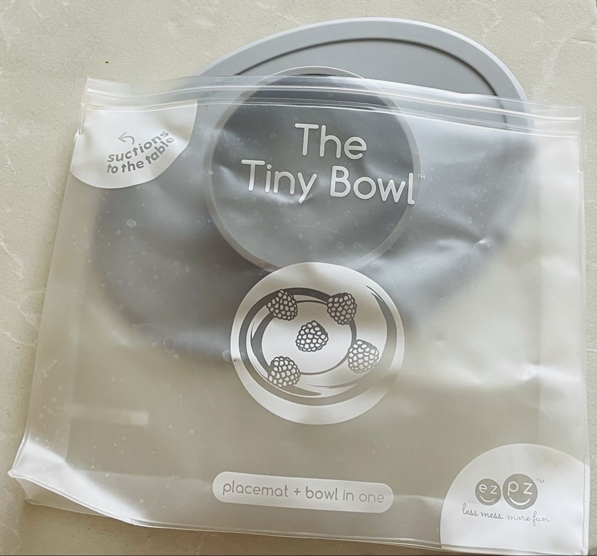 Ezpz Teller: EzPz The Tiny Bowl - Silicone – Gebraucht aus Zollikerberg von BS.SM
