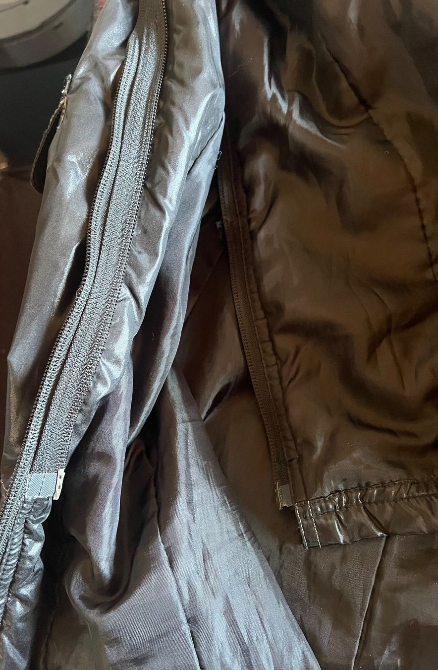 Cappotti: Manteau-veste modulable noire super originale taille 38 – Usato da Chézard-St-Martin venduto da Cheyenne_75 2